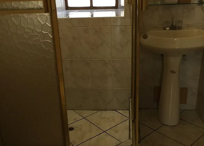 Hotel Midori 3*